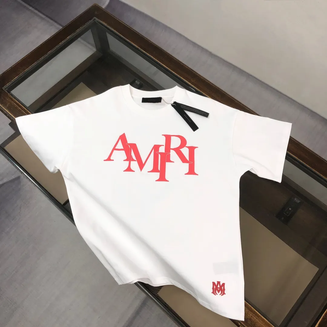 C🌟Amiri 26ss counter Same Style round neck short-sleeved T-shirt ~ Customized suede foam embossed logo craft on the chest! Specially available in custom fabrics! Thick plate three-dimensional! The thicker clothes make the overall breathable and soft texture more prominent, and the full cotton texture makes it extremely comfortable. A must-have item for Premium people, complete with original accessories and accessories! Same Style for men and women! Color: Black White Mint Green Size: XS S M L (larger version! Please state your height and weight when placing an order!)
